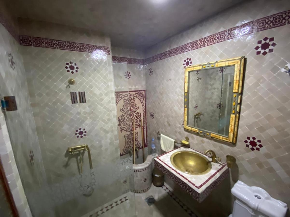 Appartement Charmant logement avec parking résidenciel sans piscines à Marrakesh Extérieur photo