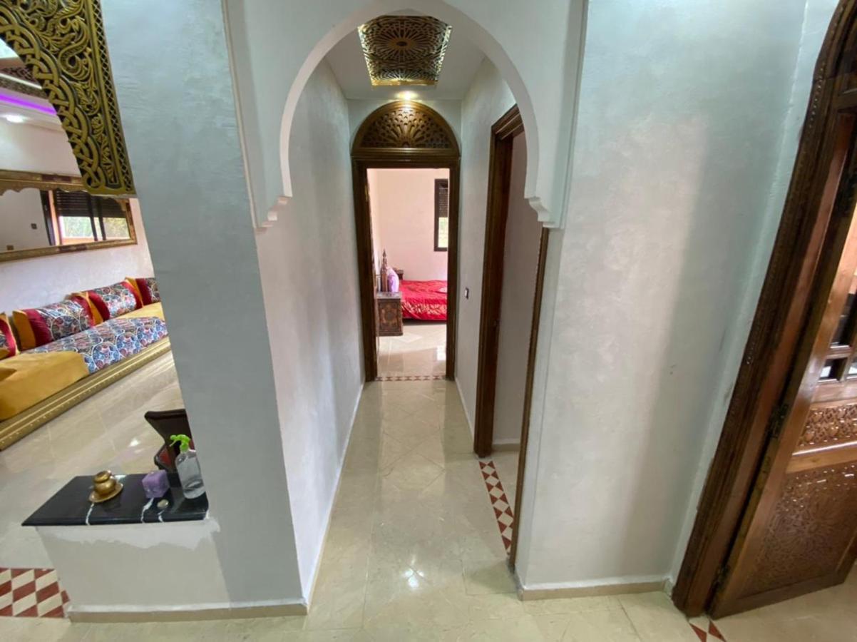 Appartement Charmant logement avec parking résidenciel sans piscines à Marrakesh Extérieur photo